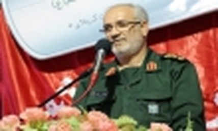 سپاه نیوز: رئیس پژوهشگاه علوم و معارف دفاع مقدس با بیان اینکه شهید «شاهمرادی» در شجاعت در بین فرماندهان بی نظیر بود، گفت: زمانی که این شهید در عملیات حضور پیدا می‌کرد روحیه‌ای وصف ناپذیر در بین رزمندگان ایجاد می‌شد.