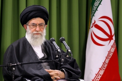 سپاه نیوز: رهبر معظم انقلاب اسلامی همه دستگاه‌های لشکری و کشوری را برای کمک به آسیب دیدگان زلزله فراخواندند.