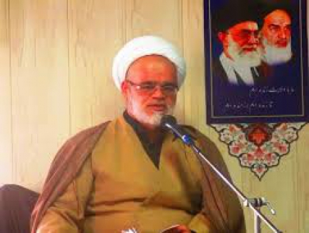سپاه نیوز: مسئول نمایندگی ولی فقیه در سپاه روح الله استان مرکزی با بیان اینکه امروز بیشتر از هر دورانی به هوشیاری نیاز داریم ، گفت: حماسه  9 دی روز خروش مردم انقلابی و تجلی بصیرت مردم بود.