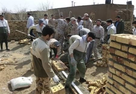 سپاه نیوز: مسئول بسیج دانشجویی استان همدان ازانجام 25پروژه محرومیت زدایی توسط بسیج دانشجویی همدان طی سال جاری خبر داد و گفت: از این تعداد 12 پروژه همزمان با دهه فجر افتتاح و 13 پروژه نیز تا پایان سال به بهره برداری خواهد رسید.