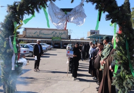 سپاه نیوز: سرپرست سازمان اردویی، راهیان نور و گردشگری سپاه حضرت نبی اکرم(ص) استان کرمانشاه گفت: از ابتدای سال تاکنون امکان اسکان بیش از ۱۹۰ هزار نفر روز زائر راهیان‌نور در استان کرمانشاه فراهم شد.