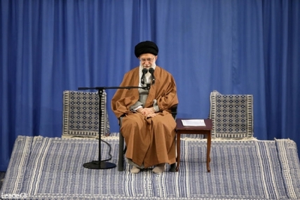سپاه نیوز: رهبر معظم انقلاب اسلامی صبح امروز (دوشنبه) در دیدار هزاران نفر از مردم استان آذربایجان شرقی، گفتند: مردم به‌ویژه جوانان و همچنین مسئولان باید با وقت‌شناسی و اقدام بهنگام، از ظرفیت های فراوان به منظور حل مشکلات کشور استفاده کنند.