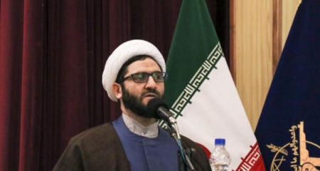 سپاه نیوز: مسئول نمایندگی ولی فقیه در سپاه حضرت عباس(ع) استان اردبیل گفت: امروز رزمندگان ما در قالب اعتقادات و باور‌های خودشان و با اعتقاد مهدوی و با اندیشه الهی و روحیه عاشورایی مقابل توطئه های دشمنان ایستاده اند. 
