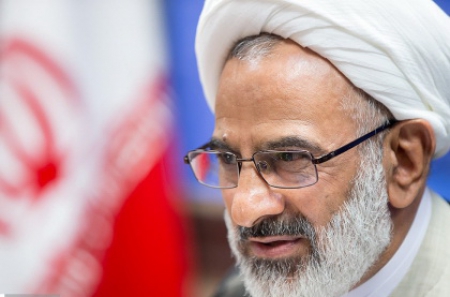 سپاه نیوز: حجت الاسلام والمسلمین حاجی صادقی در پیامی انتصاب سرلشکرحسین سلامی به سمت فرماندهی کل سپاه را تبریک گفت.