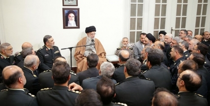 سپاه نیوز: حضرت آیت‌الله خامنه‌ای در دیدار فرماندهان و مدیران نیروی انتظامی، ناامن شدن فضای مجازی را موجب ضرر و زیان به مردم دانستند و بر وظیفه نیروی انتظامی در تأمین امنیت فضای مجازی تأکید کردند.