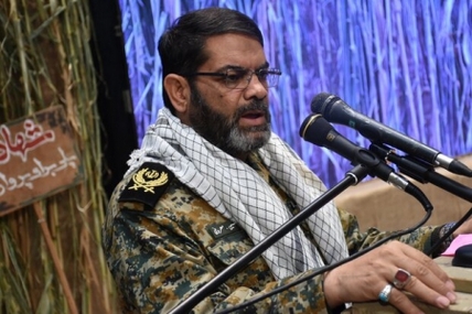 سپاه نیوز: فرمانده سپاه نینوای استان گلستان با تاکید بر اینکه هدف اصلی برگزاری یادواره های شهدا، ترویج فرهنگ ایثار و مقاومت و شهادت است که عامل مصونیت انقلاب اسلامی است گفت: با برگزاری یادواره های شهدا زندگی خود را به برکت شهدا گره می زنیم.