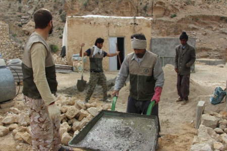 سپاه نیوز: معاون هماهنگ‌کننده سپاه قائم آل محمد (عج) استان سمنان از اعزام ۶۰ گروه جهادی به مناطق محروم این استان به مناسبت دهه فجر انقلاب خبر داد.