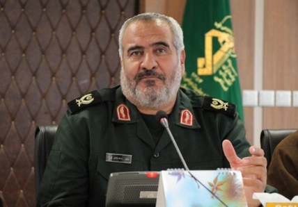 سپاه نیوز: فرمانده سپاه حضرت عباس (ع) استان اردبیل در دیدار با خانواده های شهدا گفت :دشمنان از نام شهدا هراس دارند و تلاش می‌کنند یاد و نام آنها را حذف کنند.