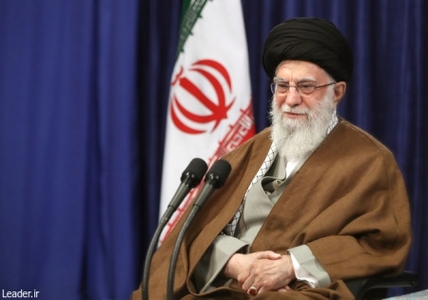 سپاه نیوز: حضرت آیت الله خامنه‌ای شکست غرب در آزمون جهانی مقابله با کرونا را مورد توجه قرار دادند و افزودند: غرب و غرب‌زدگان نمی‌خواهند این شکست دیده شود اما لازم است ابعاد این ناتوانی بررسی و بیان شود چرا که انتخاب سرنوشت‌های مهم برای ملتها به این آگاهی‌ها بستگی دارد.
