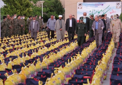 سپاه نیوز: فرمانده سپاه انصارالرضا(ع) استان خراسان جنوبی با بیان اینکه رزمایش کمک مومنانه دنیا را به حیرت آورده است گفت: با اجرای این رزمایش اربعین دیگری در ایران رقم خورد.