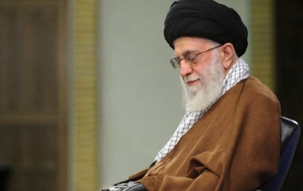 سپاه نیوز: حضرت آیت‌الله خامنه‌ای در پیامی به‌مناسبت رحلت عضو مجلس خبرگان تأکید فرمودند: عمر با برکت این عالم بزرگوار یکسره در راه علم و کسب و نشر معارف اسلامی و نیز مجاهدت سیاسی و اجتماعی، مصروف گردیده است.