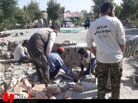 سپاه نیوز: فرمانده سپاه شهرستان شهرکرد با اشاره به اینکه هفت پروژه ساخت خانه محرومین انجام شده است گفت: سه کارگاه در شمس آباد, هفشجان و طاقانک با پیشرفت ۹۵ درصدی در مراحل آخر هستند.