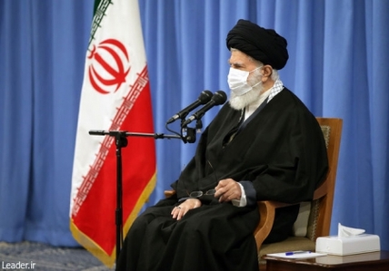 سپاه نیوز: حضرت آیت‌الله خامنه‌ای در دیدار اعضای ستاد بزرگداشت شهید سلیمانی و خانواده آن شهید گفتند: سیلی سخت‌تر «غلبه نرم افزاری بر هیمنه پوچ استکبار» و «اخراج امریکا از منطقه» است، البته آمران و قاتلان سردار سلیمانی نیز باید انتقام پس دهند و این انتقام در هر زمانی که ممکن باشد، قطعی است.