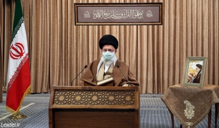 سپاه نیوز: رهبر معظم انقلاب اسلامی با بیان اینکه اینجوری نیست که آمریکا بخواهد مذاکره کند تا یک حرف حق را قبول کند بلکه می خواهد مذاکره کند تا یک حرف باطل را تعبیر کند، فرمودند: باید مراقبت شود که مذاکره فرسایشی نشود.