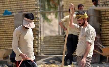 سپاه نیوز:  فرمانده سپاه قائم آل محمد (عج) استان سمنان با بیان اینکه تلاش برای محرومیت زدایی در استان از محورهای اقدامات سپاه است، گفت: از جمله اقدامات بسیج سازندگی در روستاها مقوله آب است.