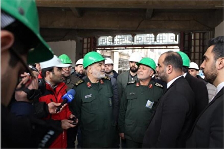 با قدرت دستگاه‌هایی مانند قرارگاه خاتم الانبیاء (ص) سیاست تحریم دشمن را شکست می‌دهیم