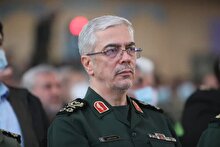 رئیس ستاد کل نیروهای مسلح طی پیامی شهادت دو تن از قضات برجسته قوه قضائیه حجج اسلام رازینی و مقیسه را تسلیت گفت