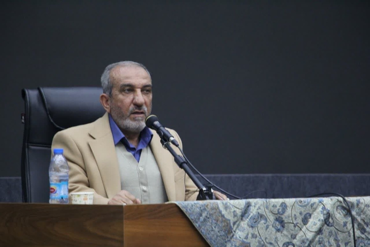 مادران و همسران رزمندگان، اولین پشتیبانان جبهه و جنگ بودند