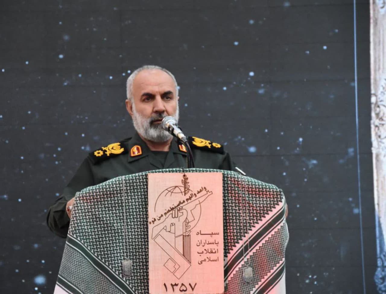 انقلاب اسلامی معادلات جهانی را دگرگون کرد