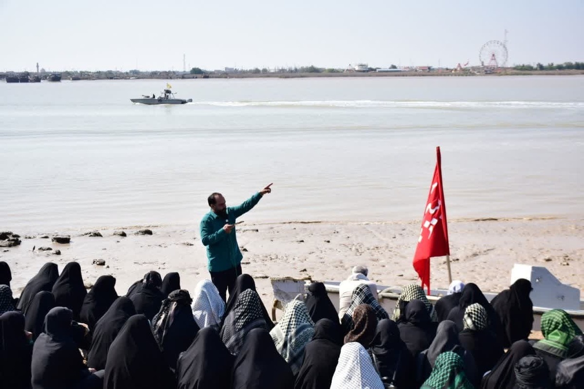 بازدید دانشجویان دانشگاه آزاد همدان از مناطق عملیاتی جنوب کشور