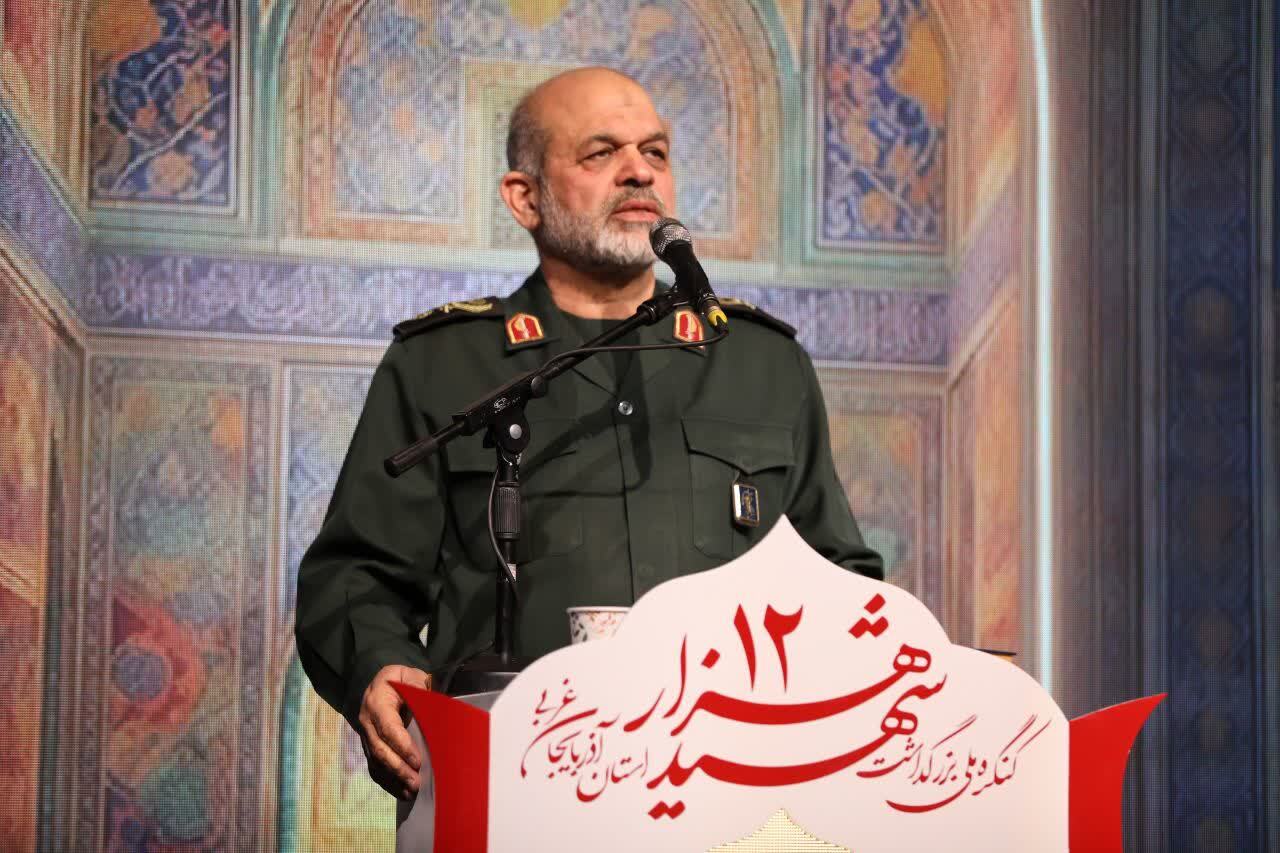 کنگره ملی سرداران و ۱۲ هزار شهید آذربایجان غربی فرصتی برای بازخوانی رشادتها، ایثار و فداکاریها کنگره ملی سرداران و ۱۲ هزار شهید آذربایجان غربی فرصتی برای بازخوانی رشادتها، ایثار و فداکاریها