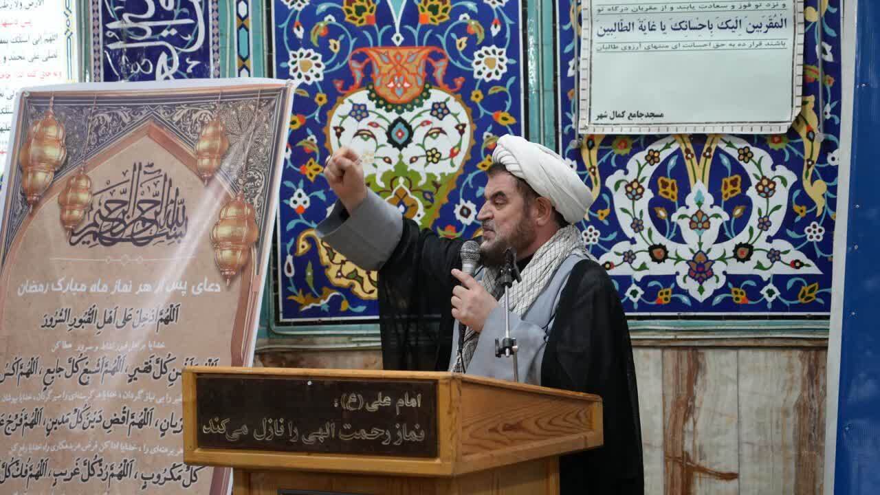 تجمع مردم انقلابی و شهید پرور کمالشهر، درپی شهادت مقام معظم رهبری