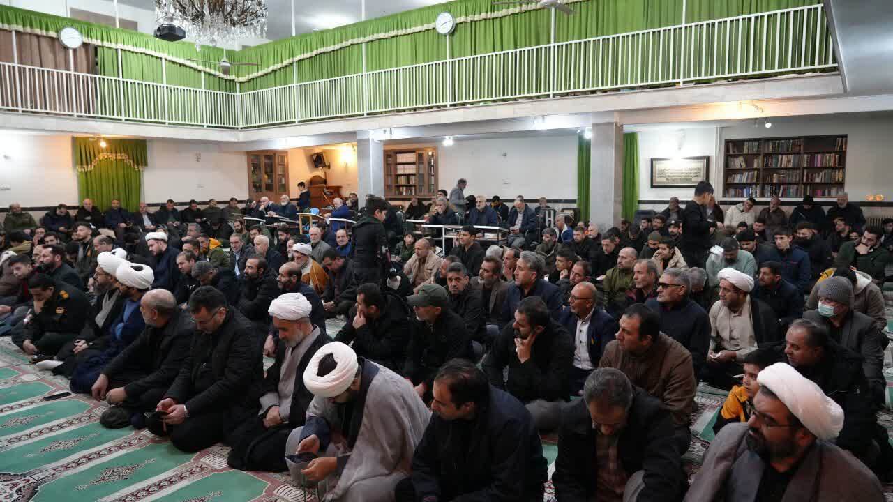 تجمع مردم انقلابی و شهید پرور کمالشهر، درپی شهادت مقام معظم رهبری