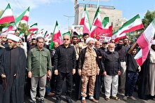 امام جمعه بندرعباس با لباس رزم به میدان آمد