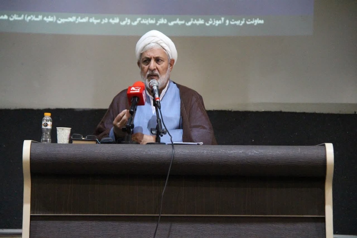 جامعه‌ای که در آن تفکر صحیح اسلامی حاکم باشد، به دام جریان‌های انحرافی نمی‌افتد