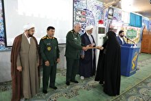 تجلیل از برگزیدگان کشوری بسیج در استان چهارمحال و بختیاری