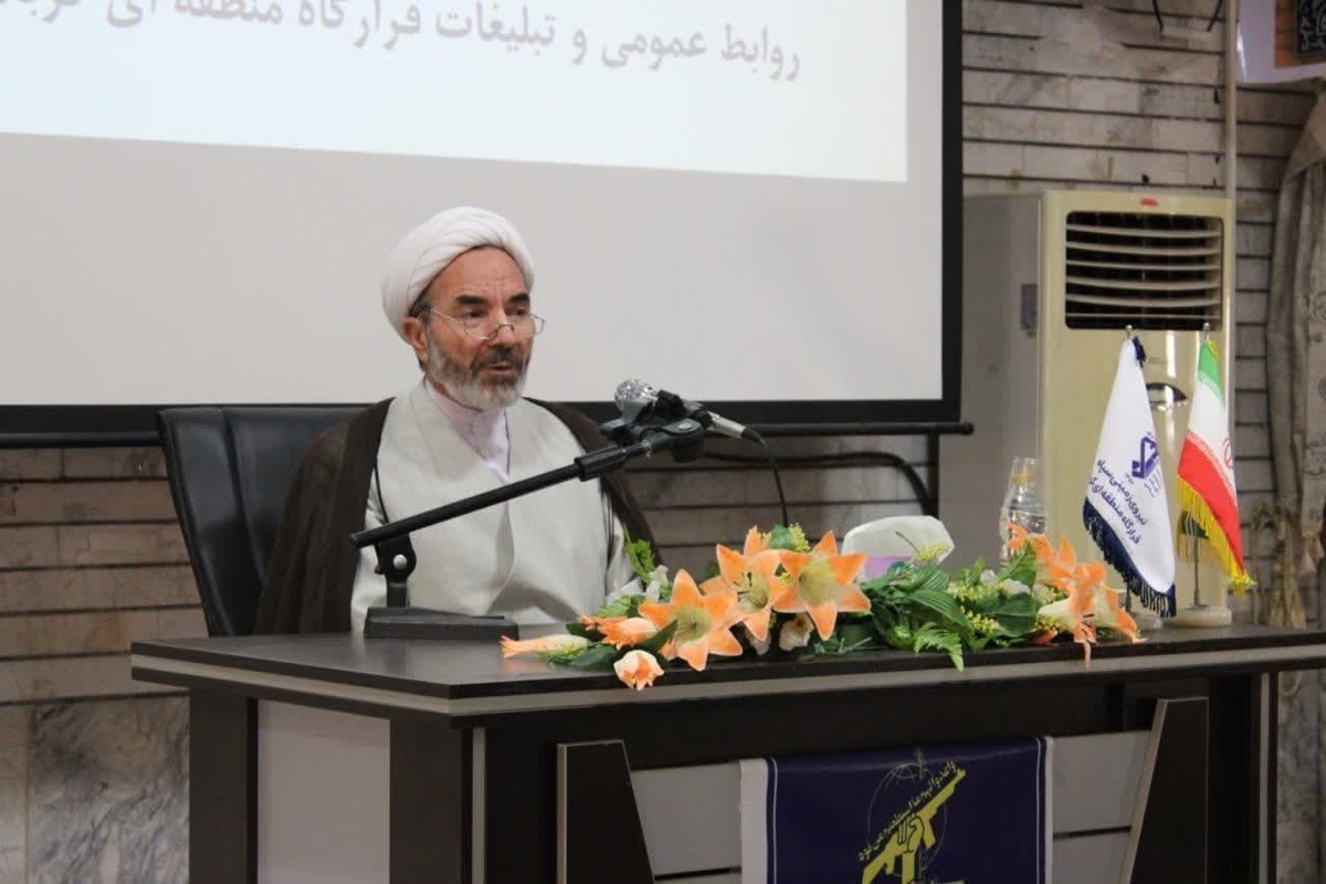 آیین گرامیداشت هفته عقیدتی سیاسی در قرارگاه منطقه‌ای کربلا با حضور مسؤل نمایندگی ولی فقیه در نیروی زمینی سپاه