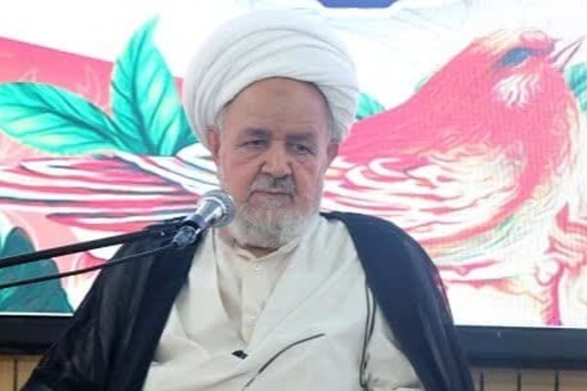 پاسداری از انقلاب اسلامی نیازمند تغذیه فکری استاندارد است