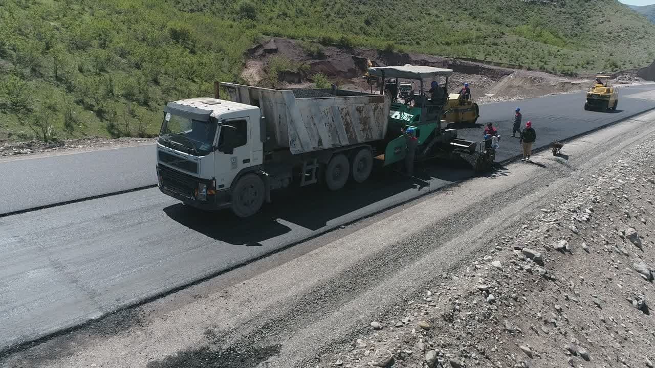 بازدید رئیس مجمع نمایندگان استان آذربایجان شرقی از پروژه ملی کریدور ارس