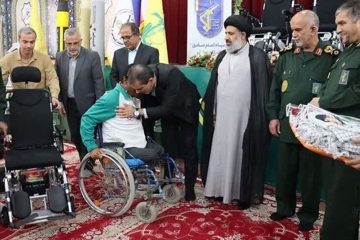 تحویل ۴۸ دستگاه ویلچر برقی به معلولان استان بوشهر
