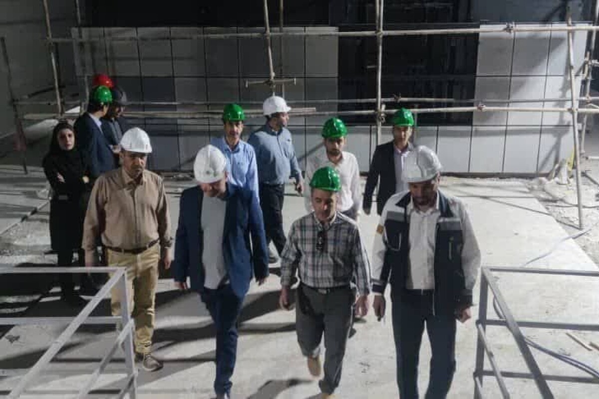 بازدید معاون راه و ترابری سازمان برنامه و بودجه کشور از پروژه خط ۲ قطار شهری شیراز