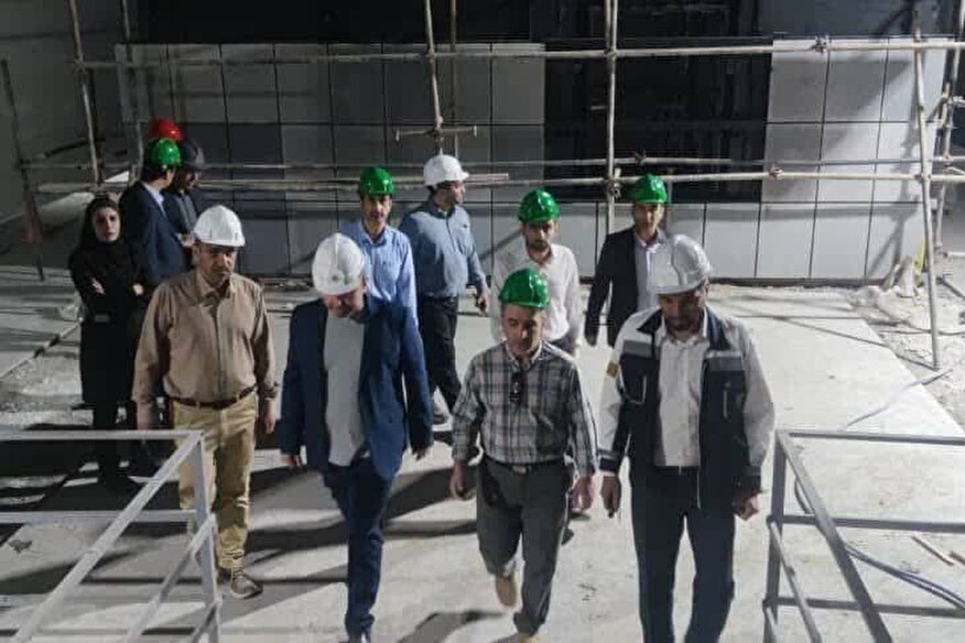 بازدید معاون راه و ترابری سازمان برنامه و بودجه کشور از پروژه خط ۲ قطار شهری شیراز