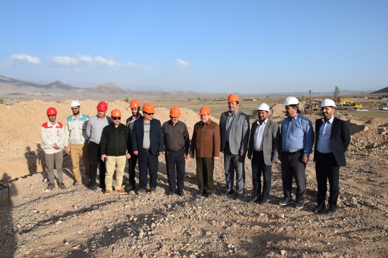 بازدید رئیس مجمع نمایندگان آذربایجان شرقی از پروژه ملی انتقال آب ارس