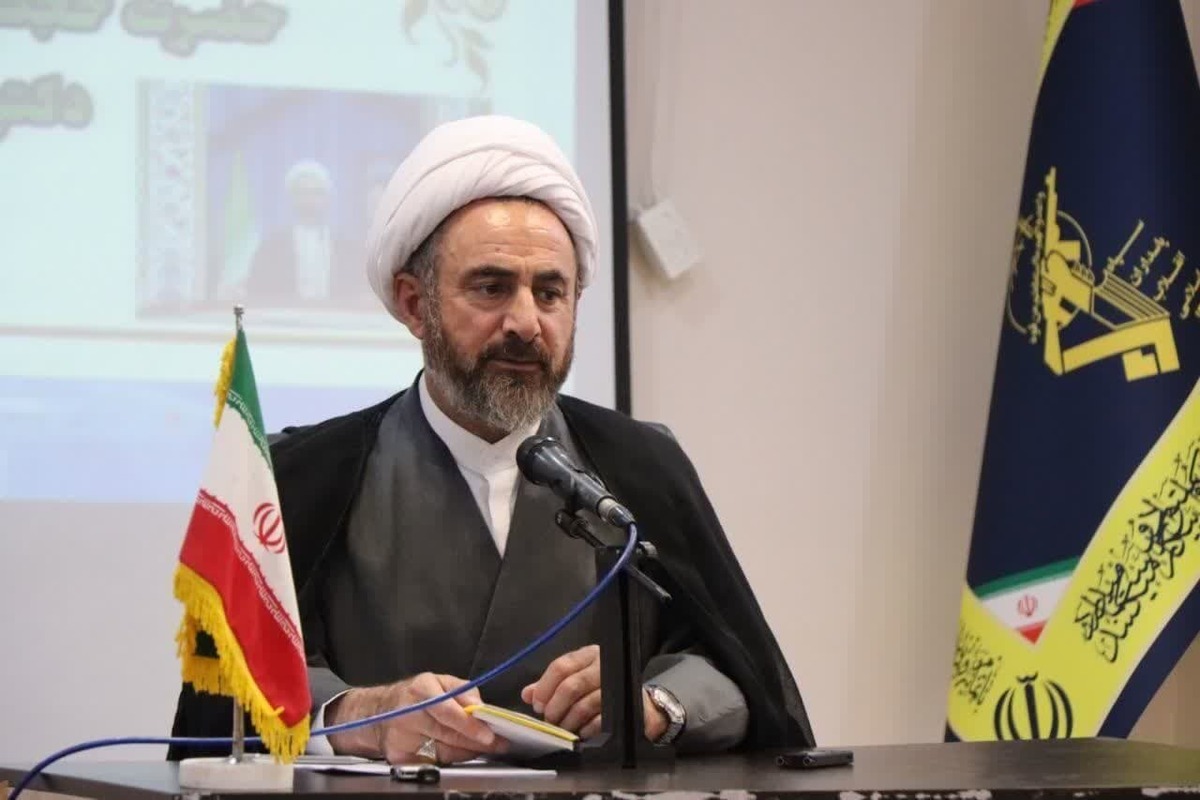 تاریخ نشان داده دشمن هرگز قابل اعتماد نیست