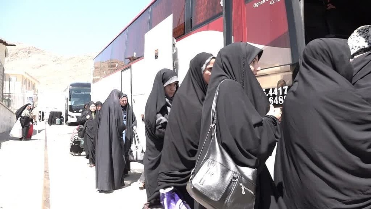 اعزام جهادگران چهارمحال و بختیاری به مشهد مقدس