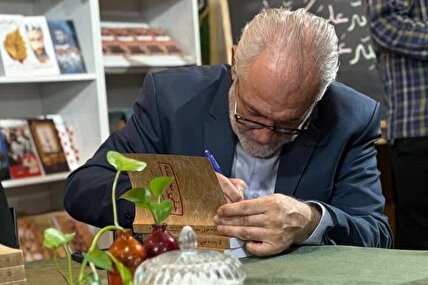 از جشن امضا تا حضور مهمانان ویژه در غرفه انتشارات ۲۷ بعثت در نمایشگاه بین‌المللی کتاب تهران