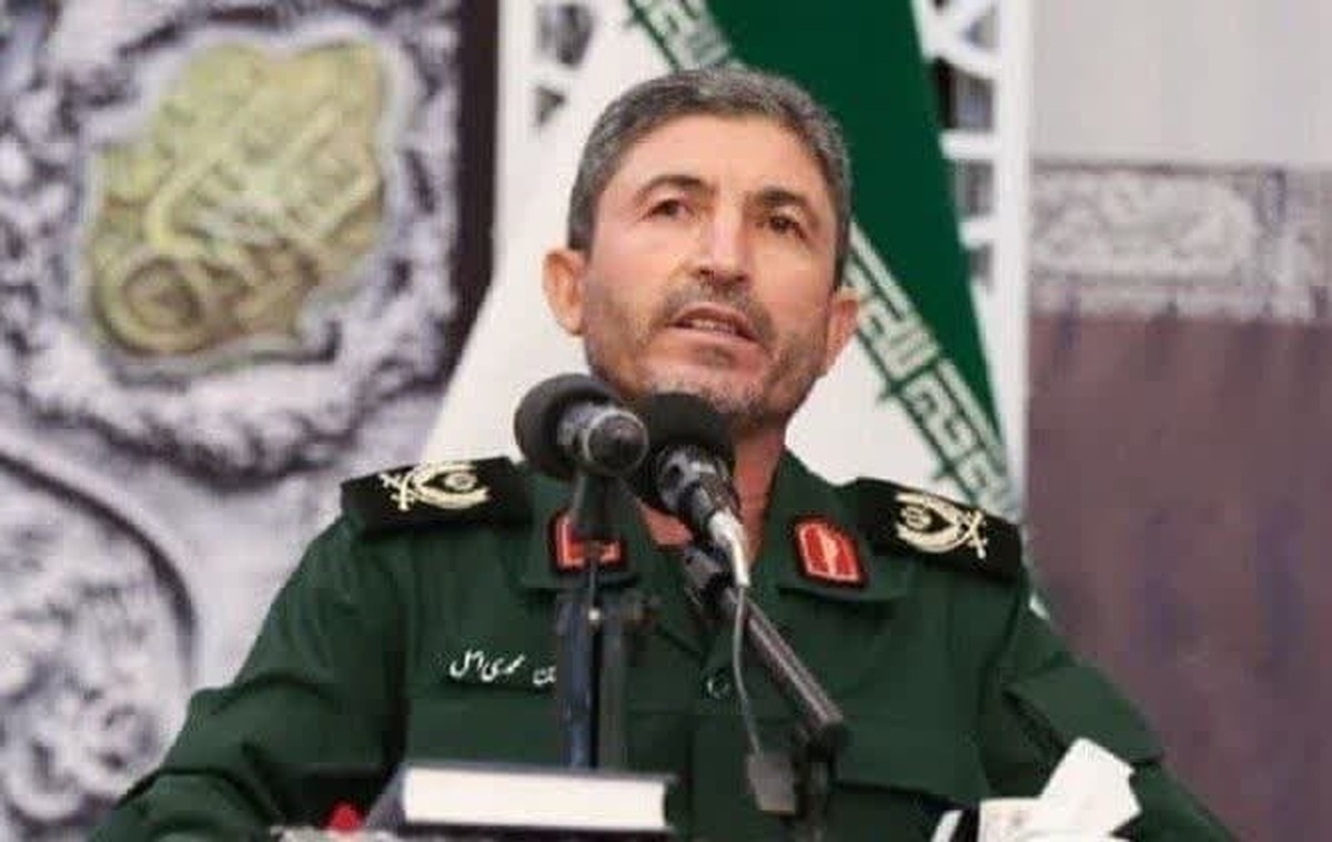 دشمن سعی می‌کند تا روحیه مردمداری مسئولان ما را بشکند