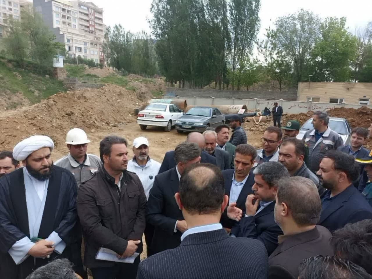 بازدید استاندار اردبیل از پروژه کلان پل کمربندی سرعین