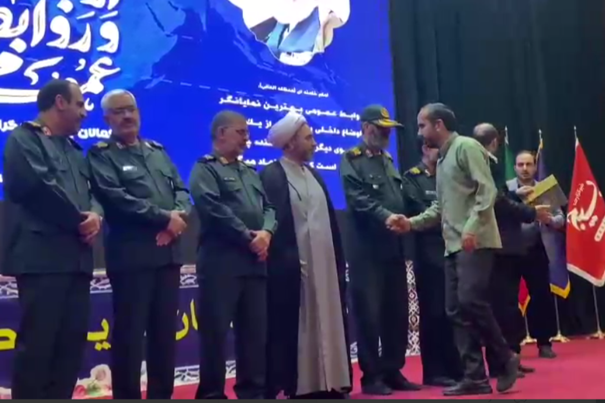 کسب رتبه برتر گروه تلویزیونی سپاه ثارالله استان کرمان در همایش کشوری مدارامید