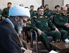 دیدار فرمانده و کارکنان سپاه استان سمنان با نماینده ولی فقیه در استان
