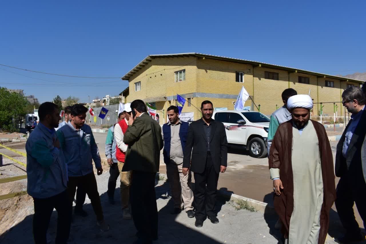 بازدید میدانی جانشین قرارگاه سازندگی خاتم‌الانبیاء(ص) از پروژه خط دوم انتقال آب به ۱۴ شهر اصفهان