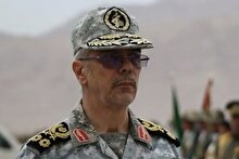 بازدید سرلشکر باقری از پروژه انسداد مرزهای شرقی