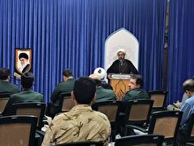 دیدار فرماندهان سپاه استان کرمان با امام جمعه کرمان به مناسبت هفته عقیدتی سیاسی