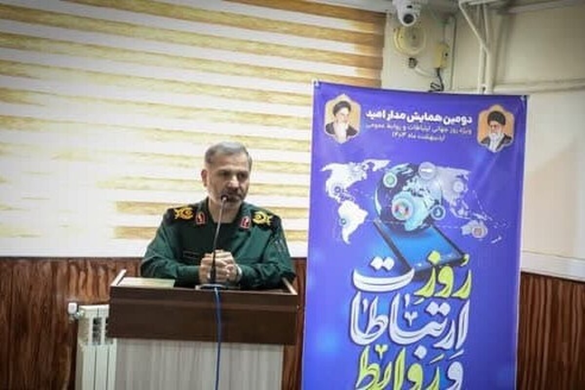 جهاد تبیین نباید در حد شعار باقی بماند