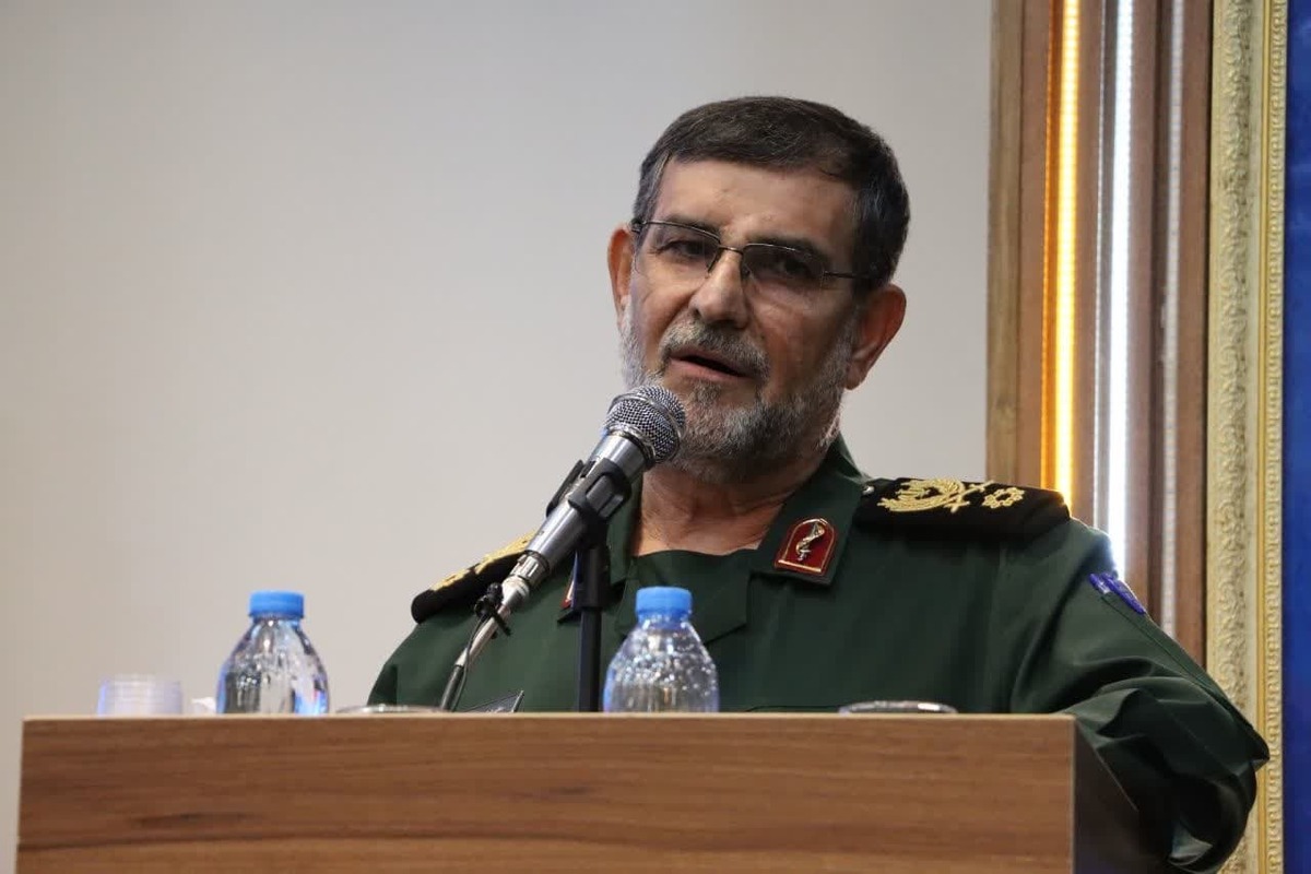 سلاح بدون معنویت کارایی ندارد