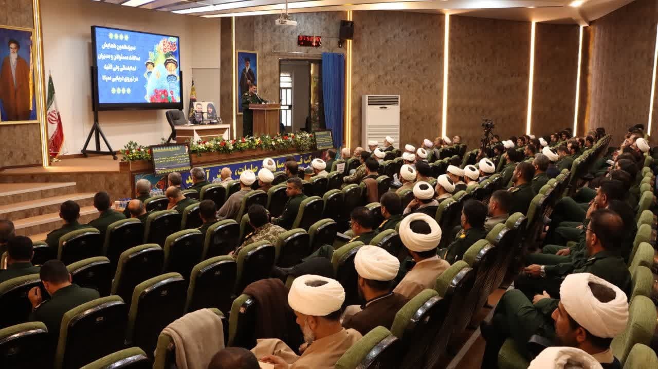 سلاح بدون معنویت کارایی ندارد